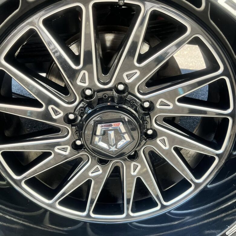 Auto detailing work by OG Detailing in Huntley, IL (sample 13)