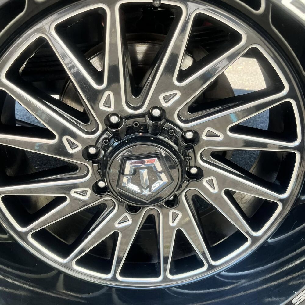 Clean, detailed alloy wheel and tire